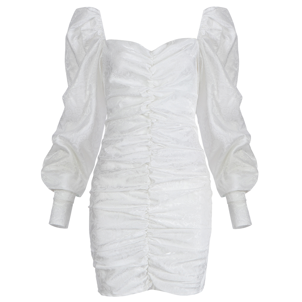 白色 M / white-M